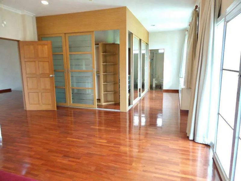 Sittarom Regent Sukhumvit 105 — photo 8