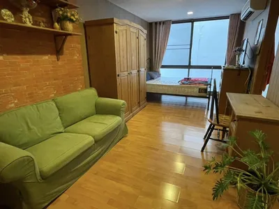 Xvi - The Sixteenth Condominum