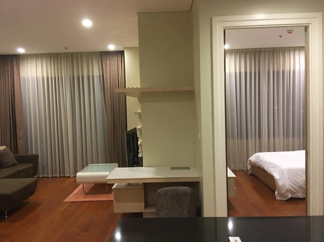 Bright Sukhumvit 24 — photo 2