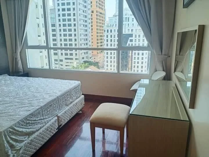 Urbana Langsuan — photo 9
