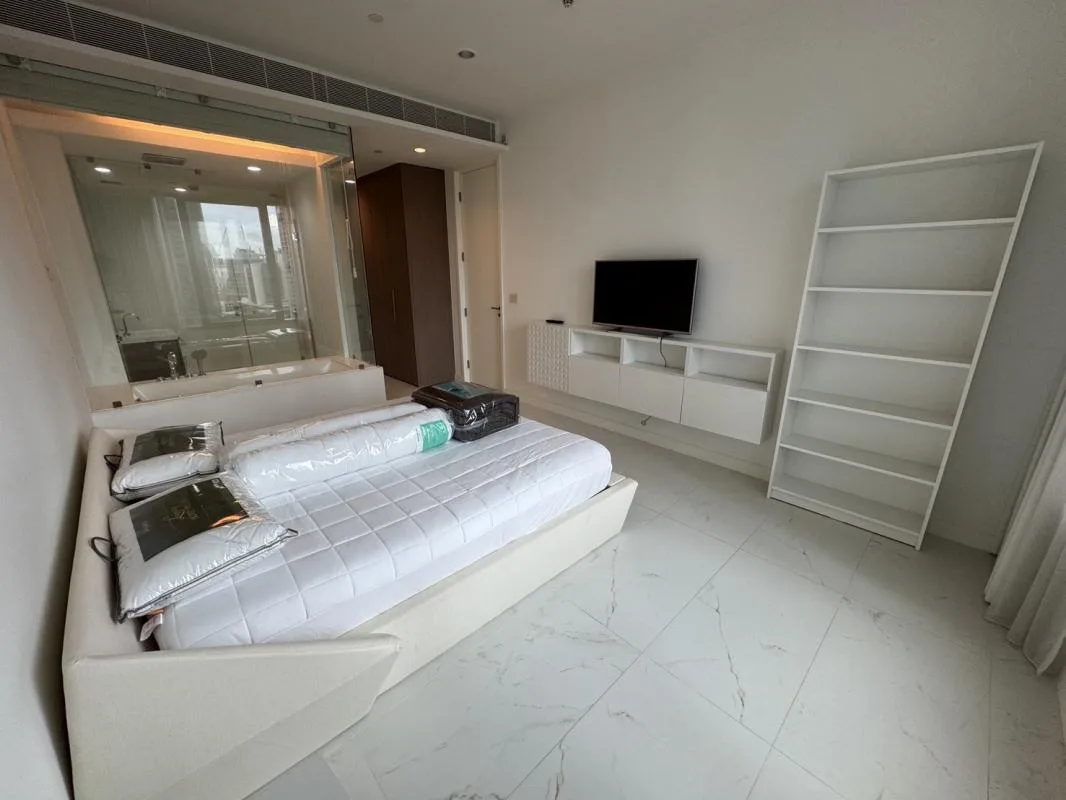 185 Rajadamri — photo 11