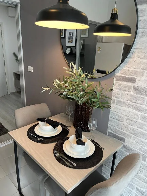 Elio Sathorn - Wutthakat — photo 2