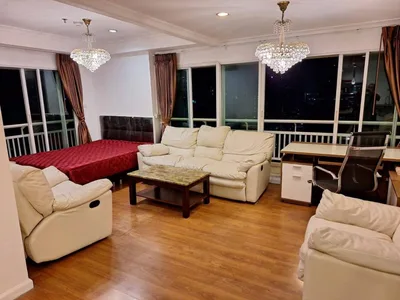 Grand Park View Asoke