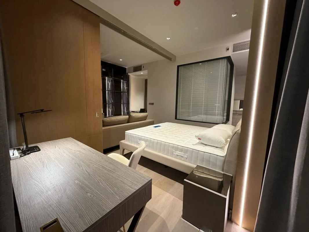 Ashton Silom — photo 8