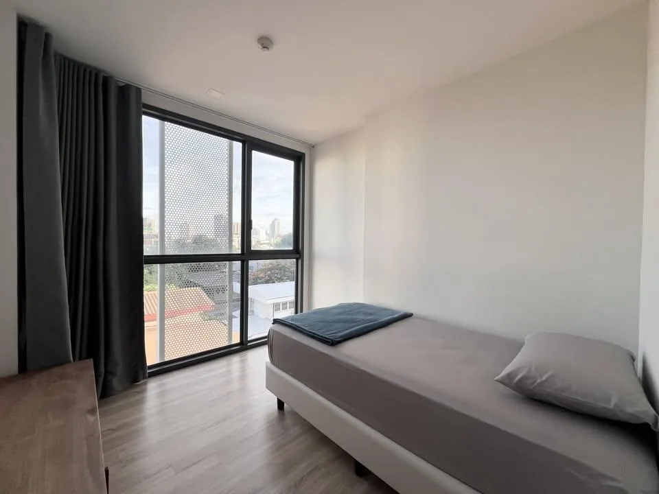 Taka Haus Ekamai 12 — photo 6
