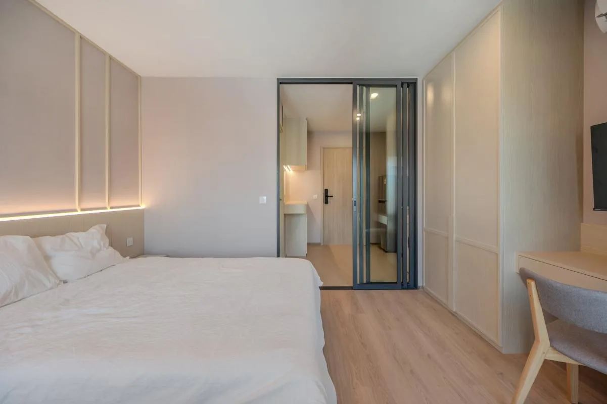Life Rama 4 - Asoke — photo 2