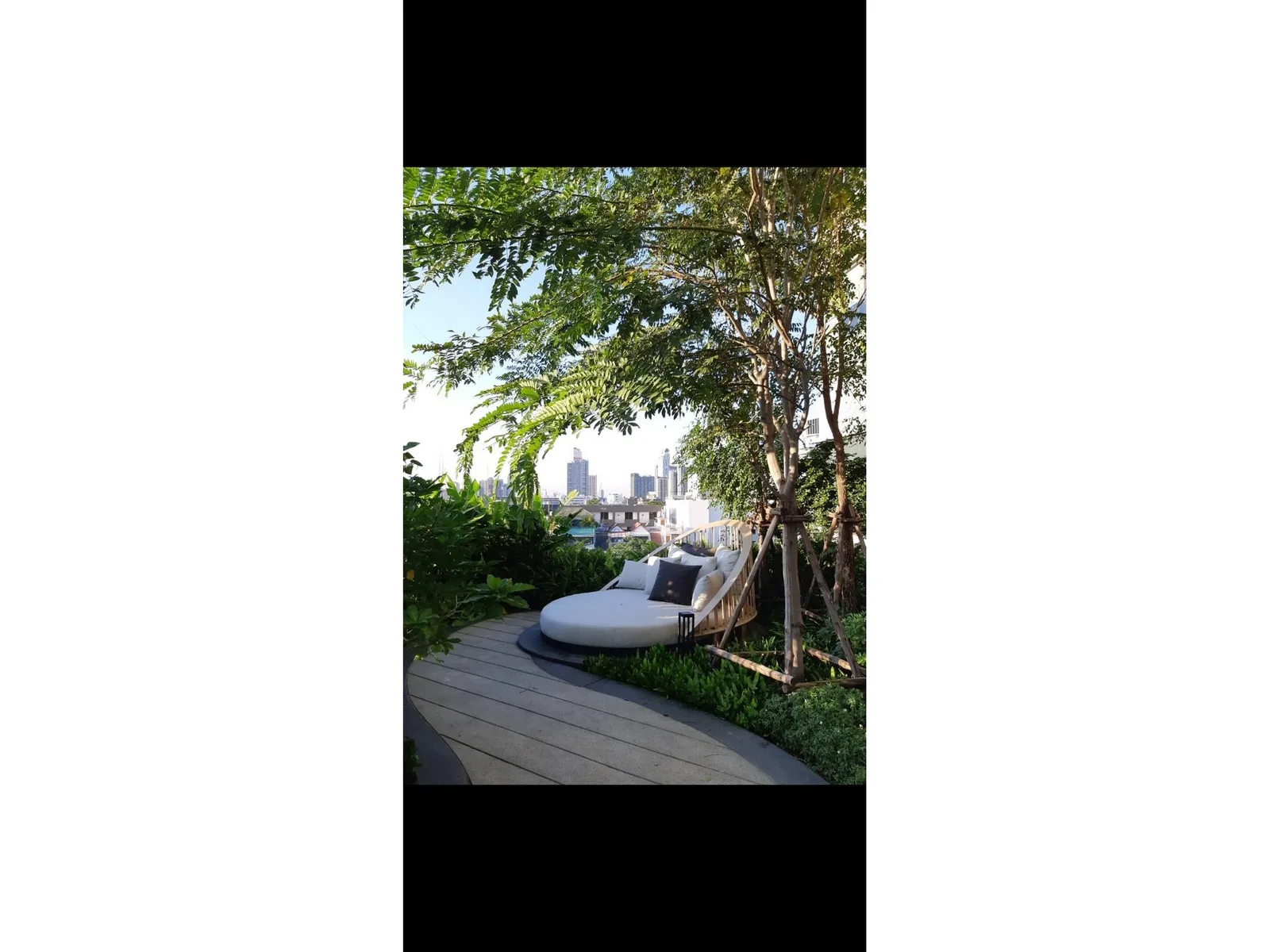 Life Sukhumvit 62 — photo 9