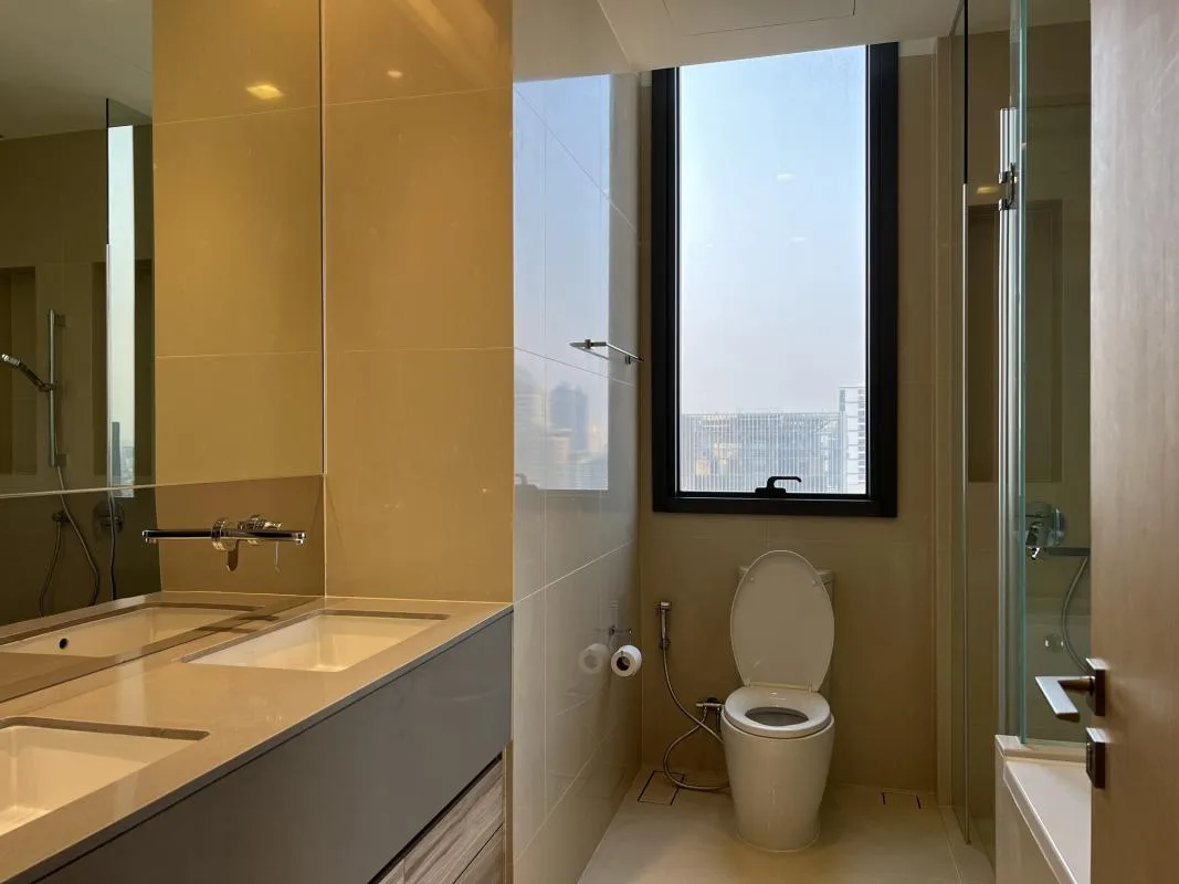 The Esse Asoke — photo 6