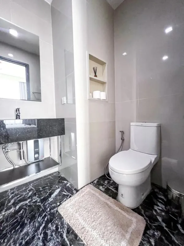 Edge Sukhumvit 23 — photo 10