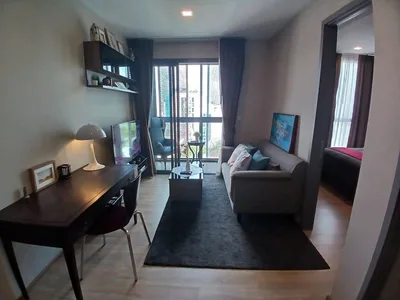 Taka Haus Ekamai 12