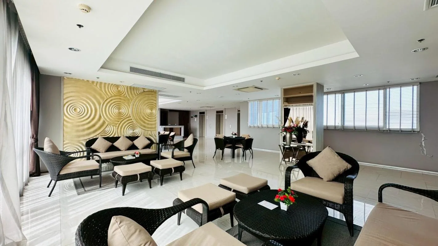 Menam Residences — photo 1