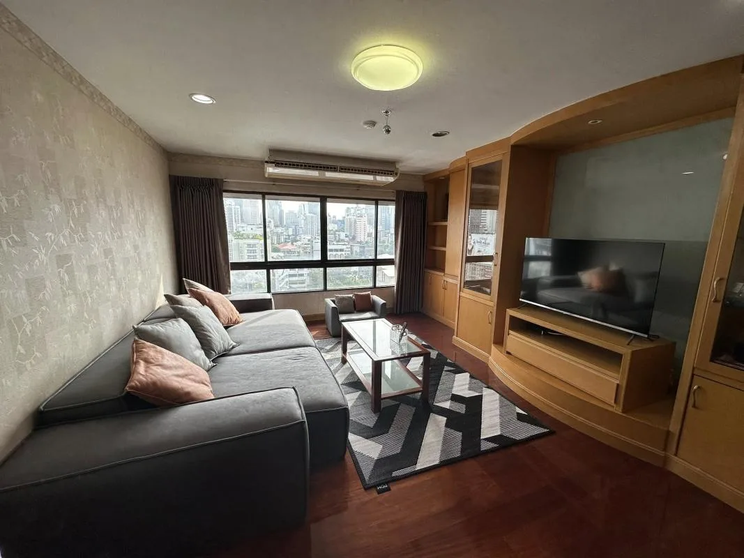 Baan Ploenchit — photo 3