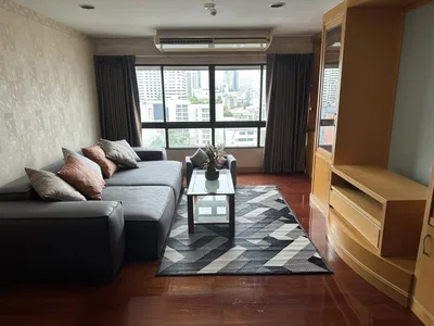 Baan Ploenchit