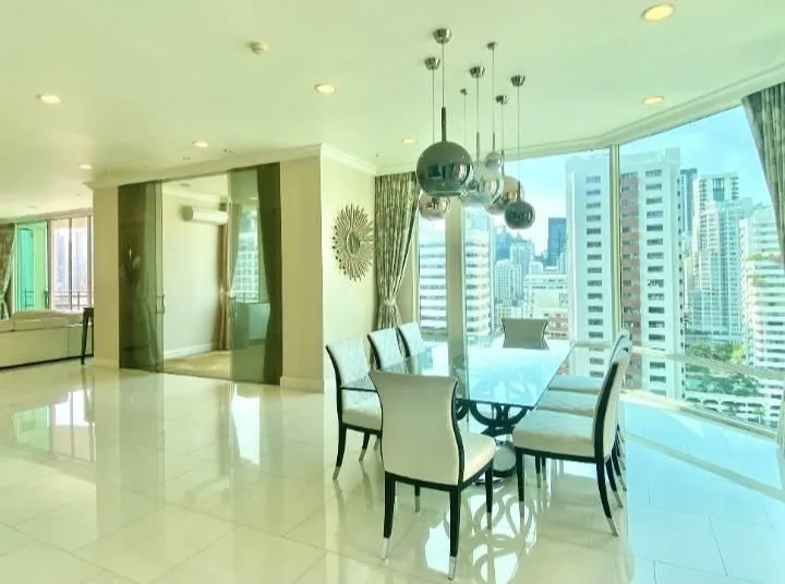 Royce Private Residences — photo 2