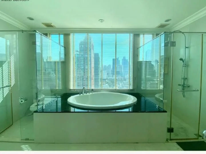 Royce Private Residences — photo 14