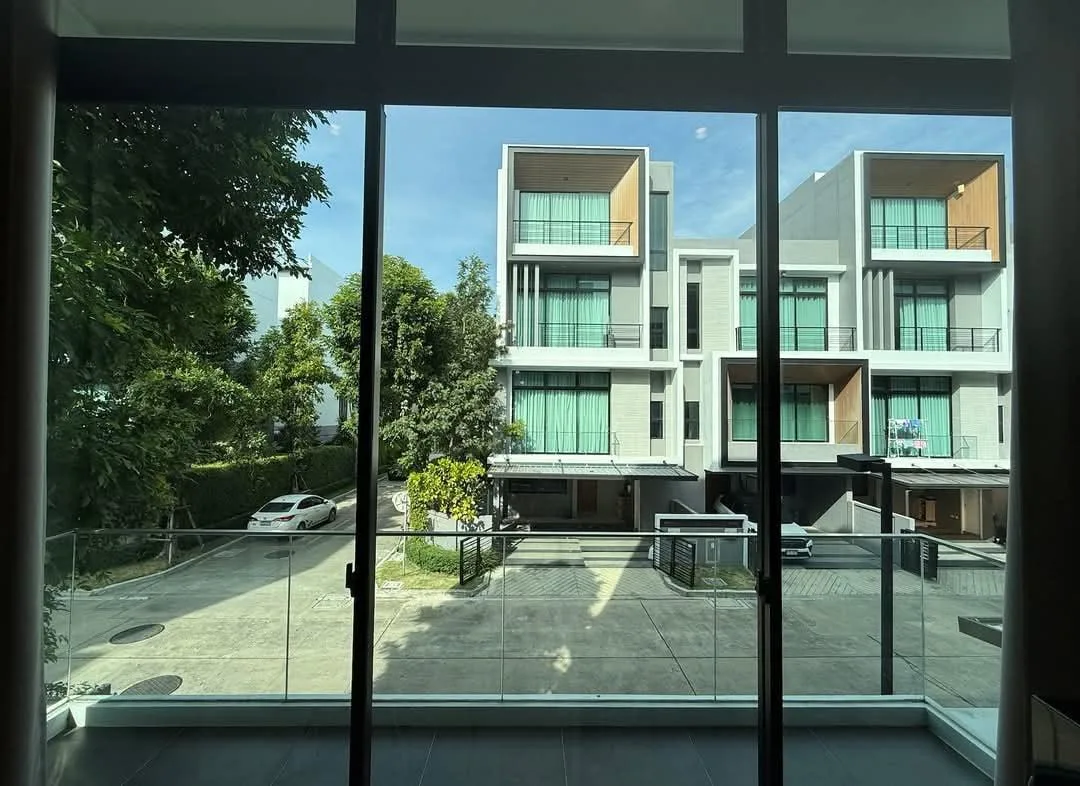 Nirvana Define Rama 9 — photo 13