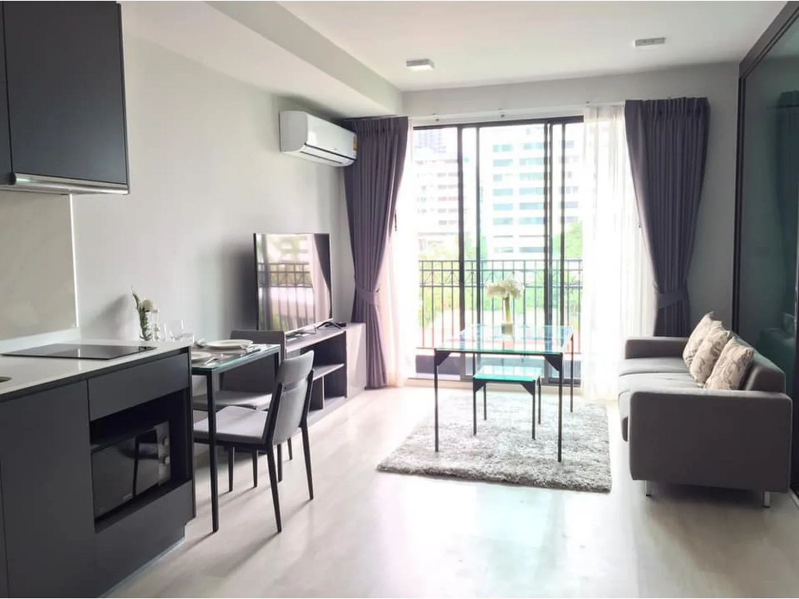 Venio Sukhumvit 10 — photo 3