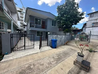 Single Home Soi Chaturathit 2