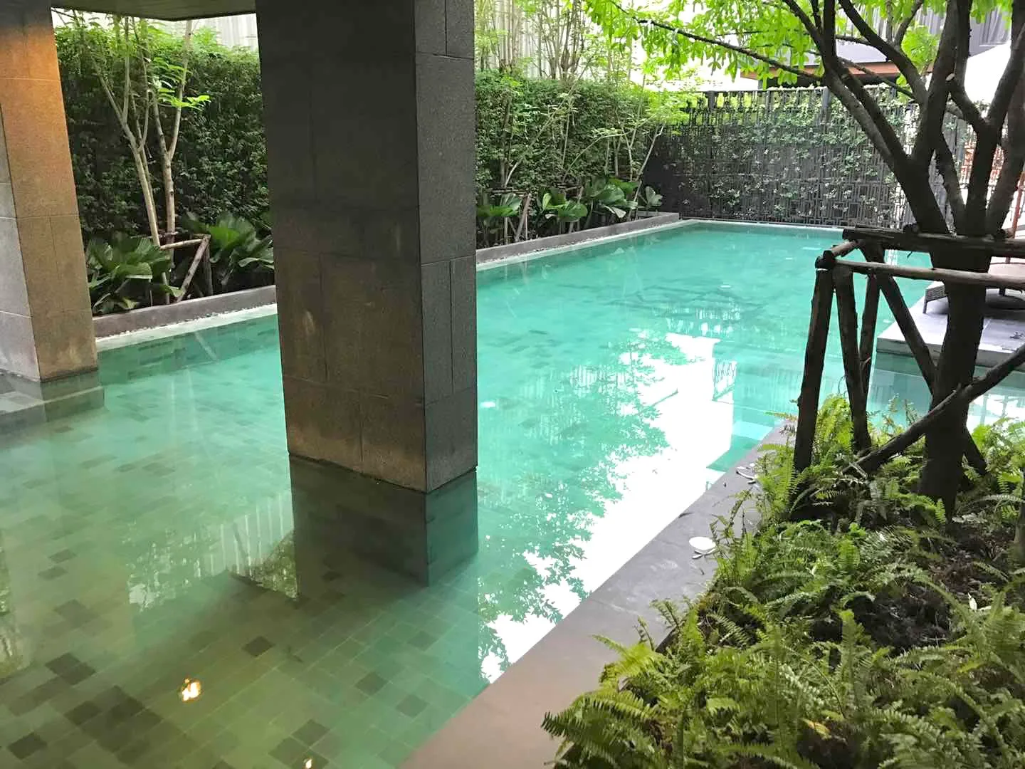 Klass Condo Langsuan — photo 14