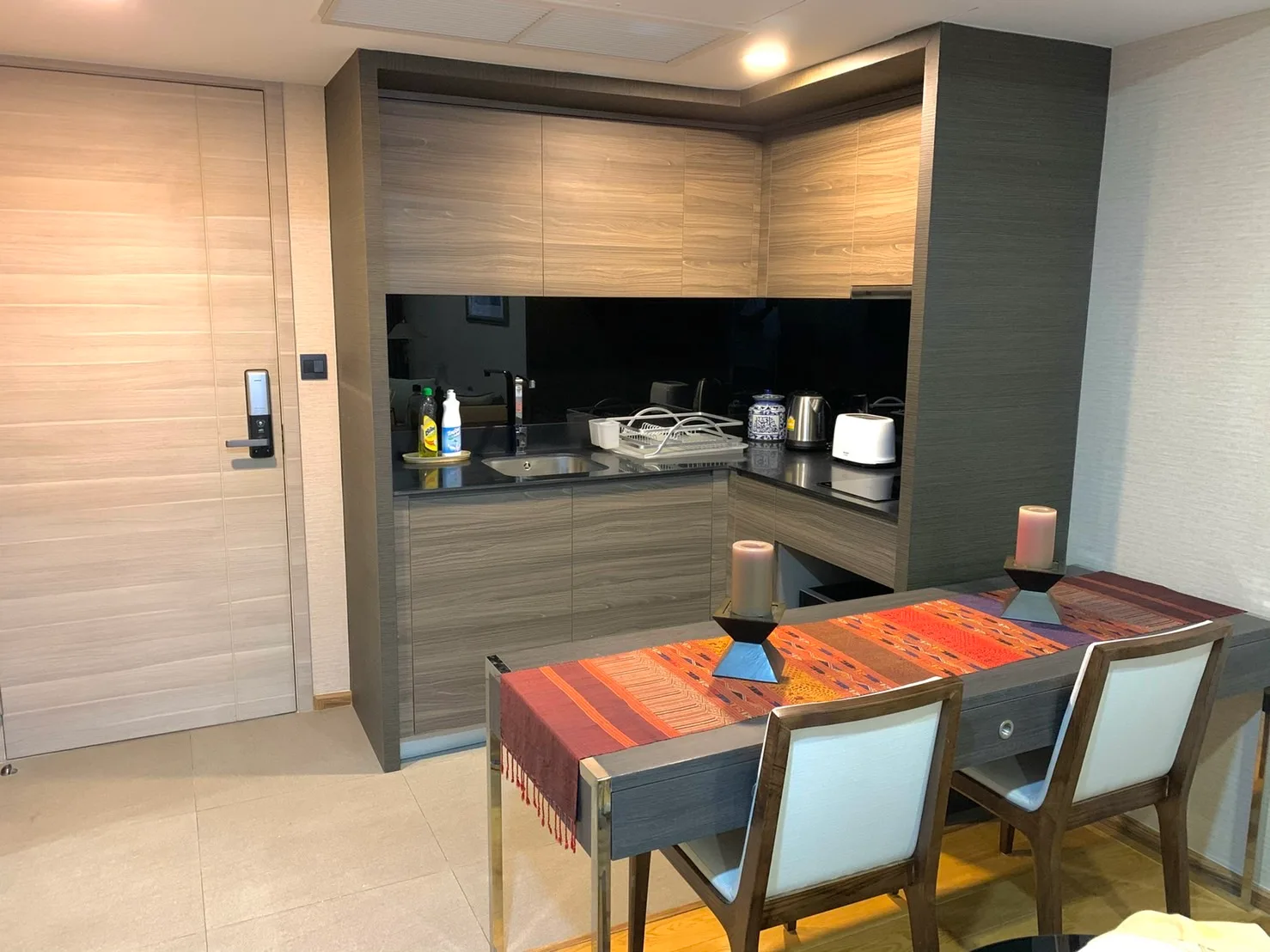 Klass Condo Langsuan — photo 10