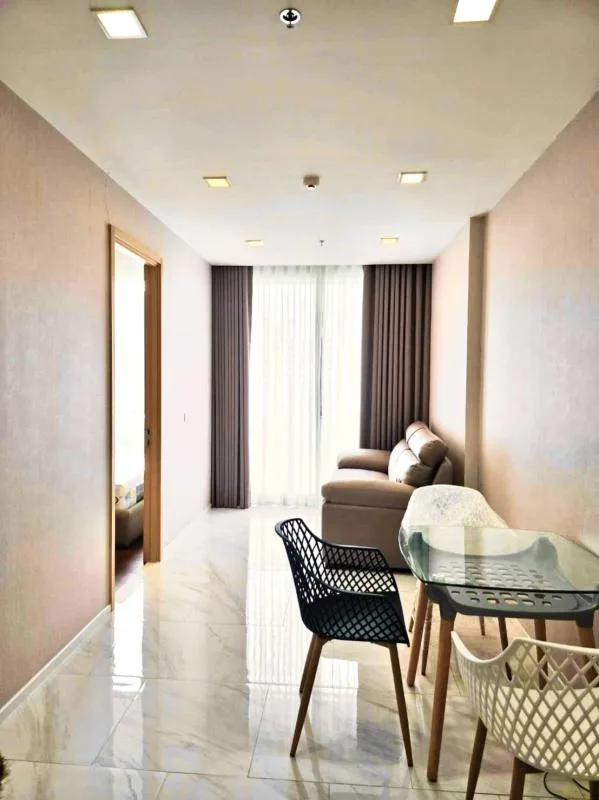 Hyde Sukhumvit 11 — photo 1