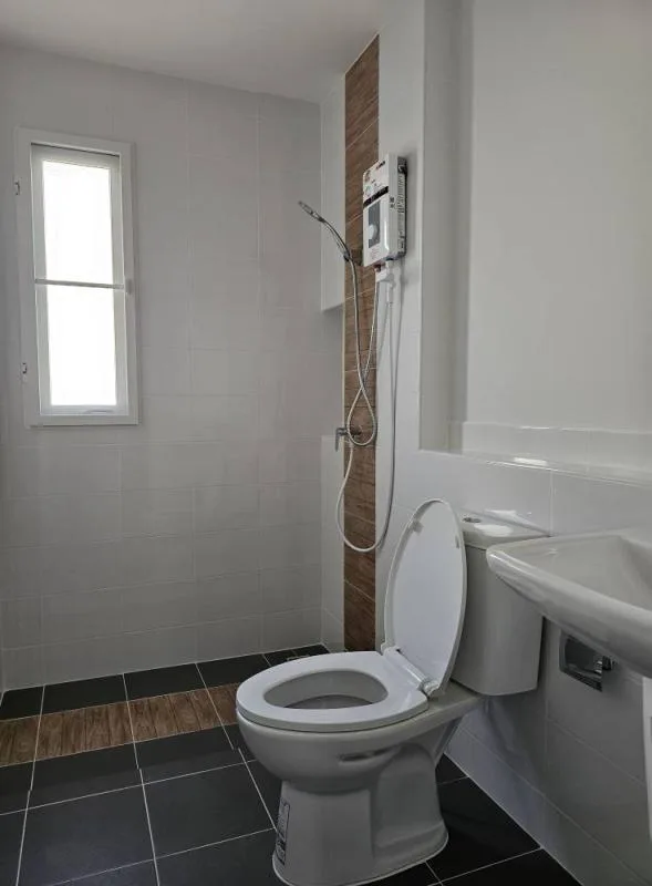 Townhome — photo 16