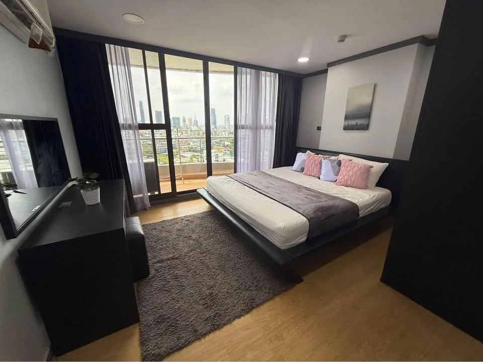 Supalai Place — photo 10