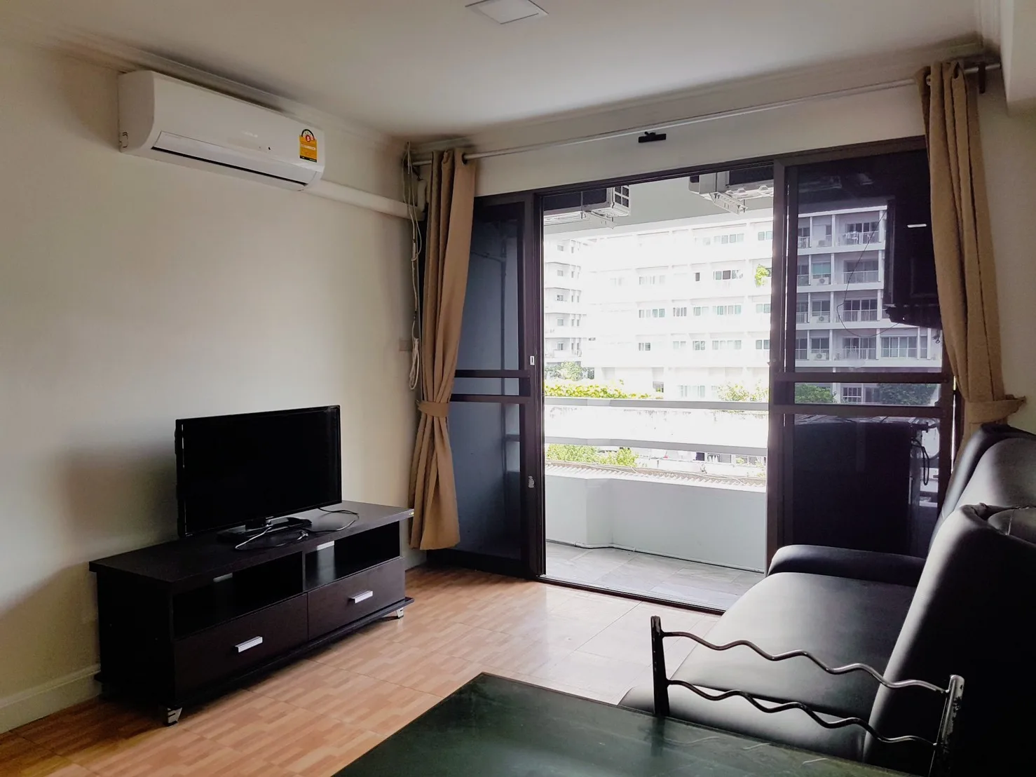 Thonglor Tower — photo 11