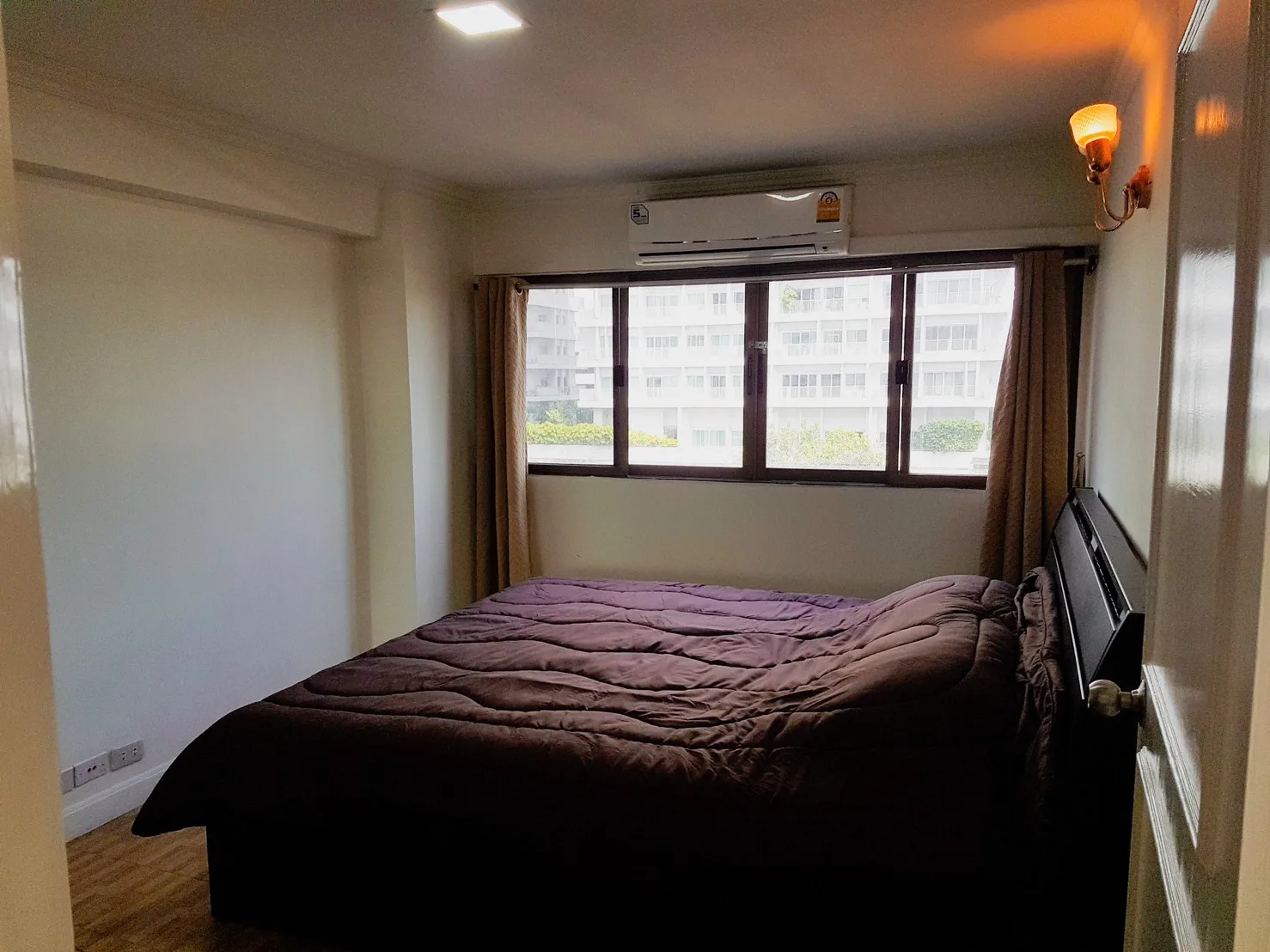Thonglor Tower — photo 17