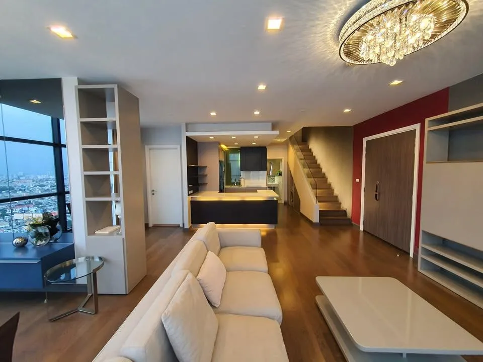 Urbano Absolute Sathon - Taksin — photo 2