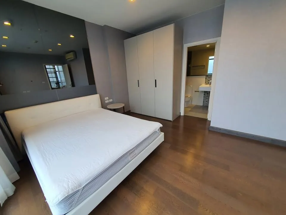 Urbano Absolute Sathon - Taksin — photo 11