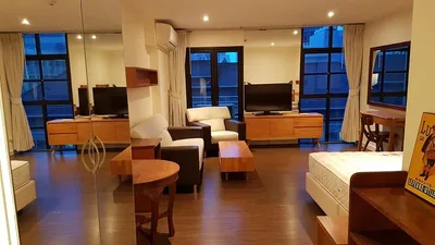 Silom Terrace