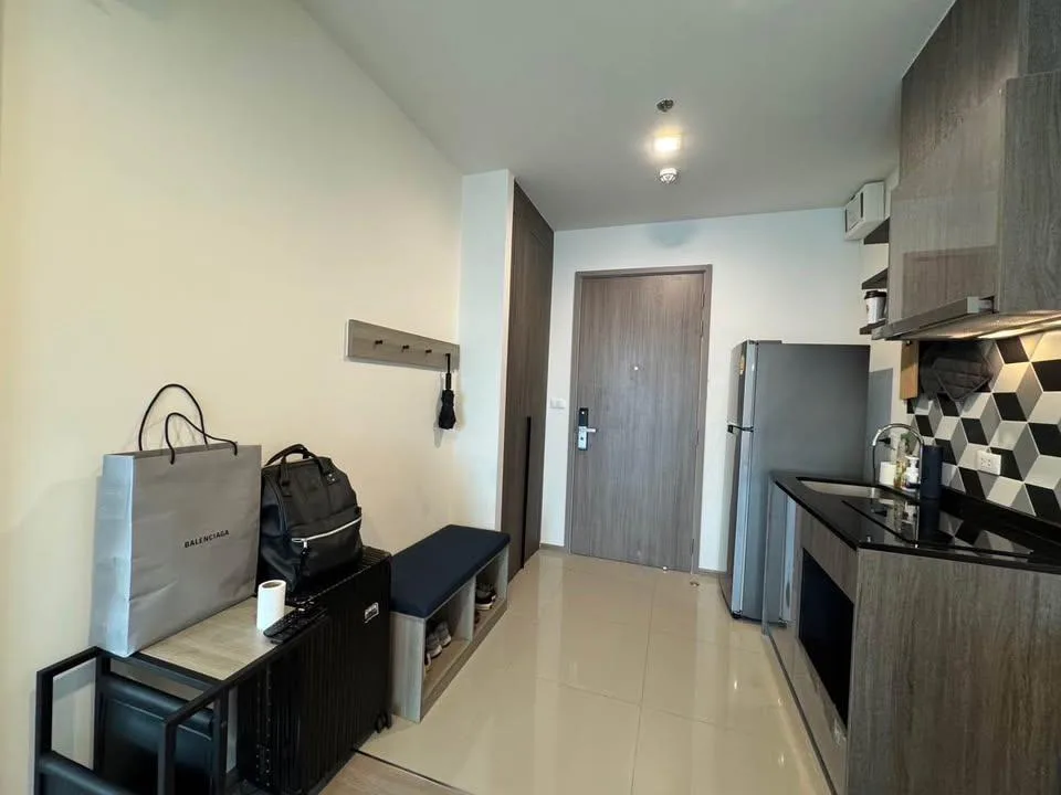 The Base Phetchaburi-thonglor — photo 3
