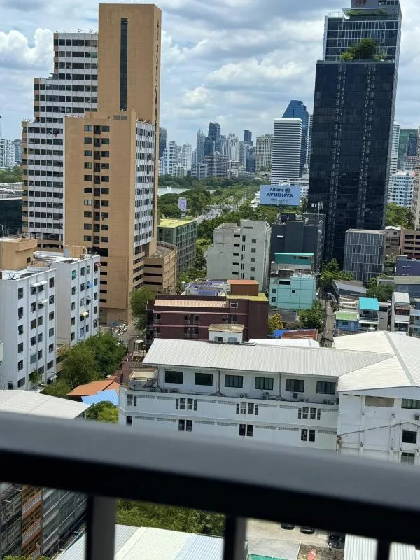 Life Rama 4 - Asoke — photo 16