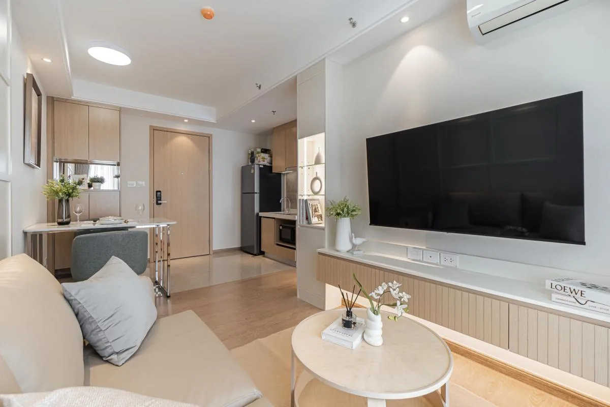 Regal Condo Sathorn-naradhiwas — photo 3