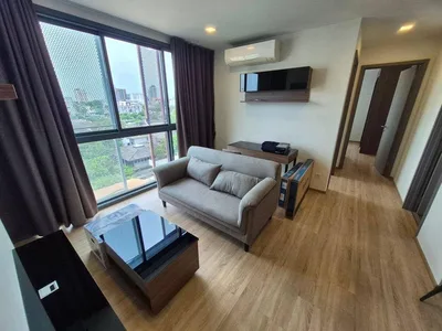 Taka Haus Ekamai 12