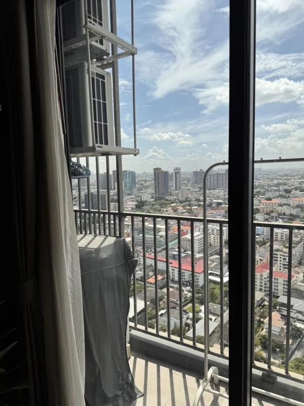 C Ekkamai — photo 9