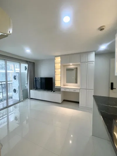 Voque Sukhumvit 16