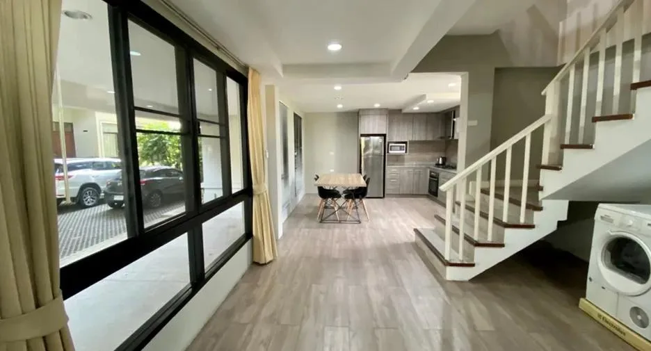 Sw38 Place — photo 5