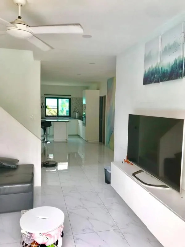 Townhome — photo 2