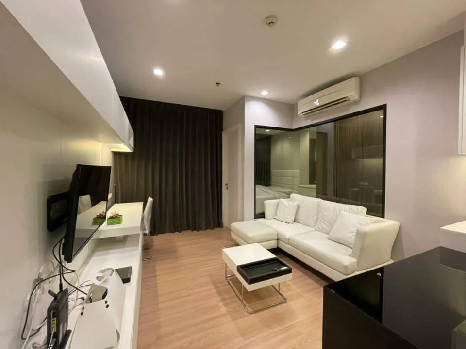 Urbano Absolute Sathon - Taksin — photo 2