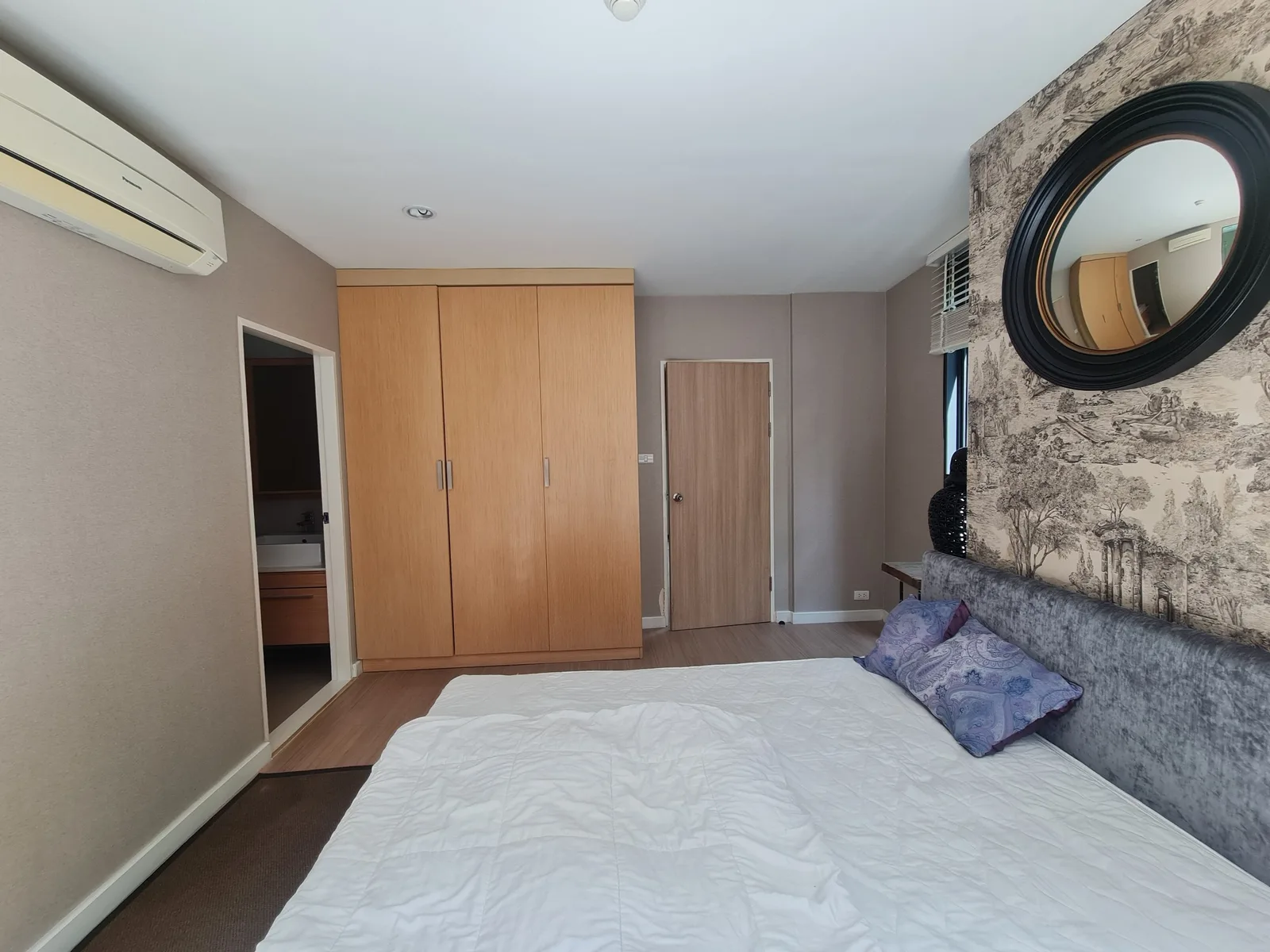 D 25 Thonglor — photo 2