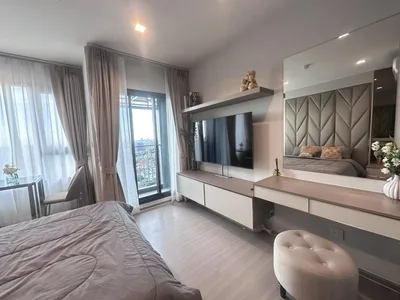 Life Sathorn Sierra