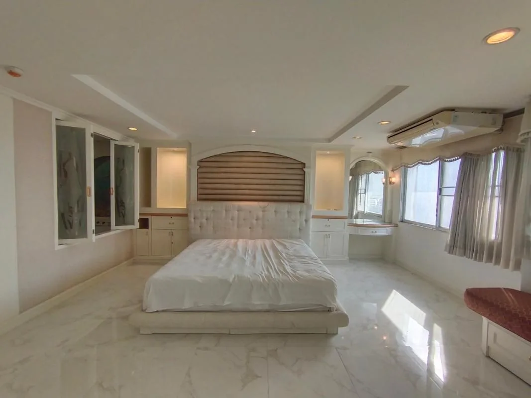 38 Mansion — photo 7