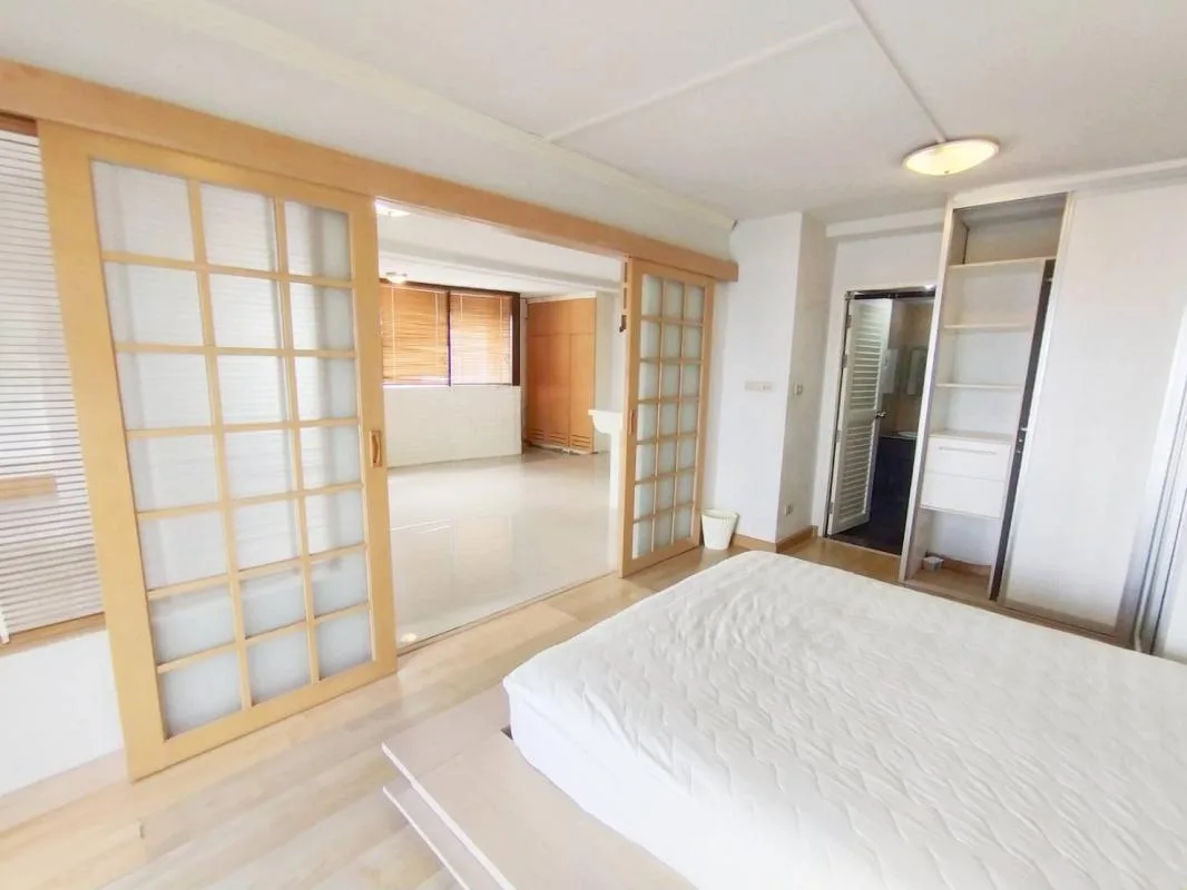 38 Mansion — photo 13