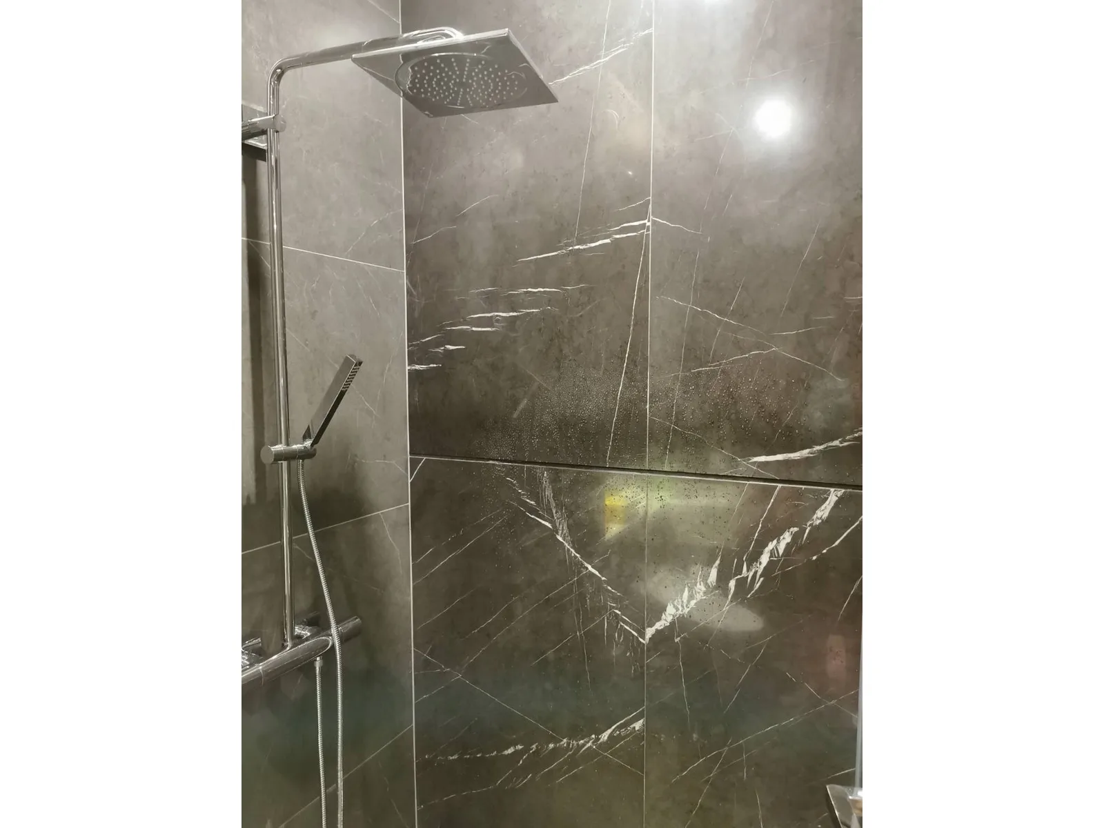 The Esse at Singha Complex — photo 10