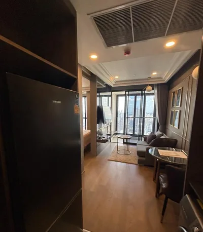 Ashton Chula - Silom