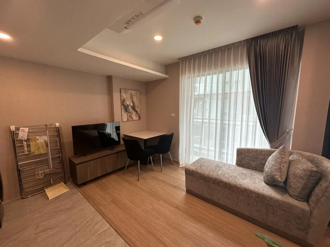 Lloyd Soonvijai-thonglor — photo 1