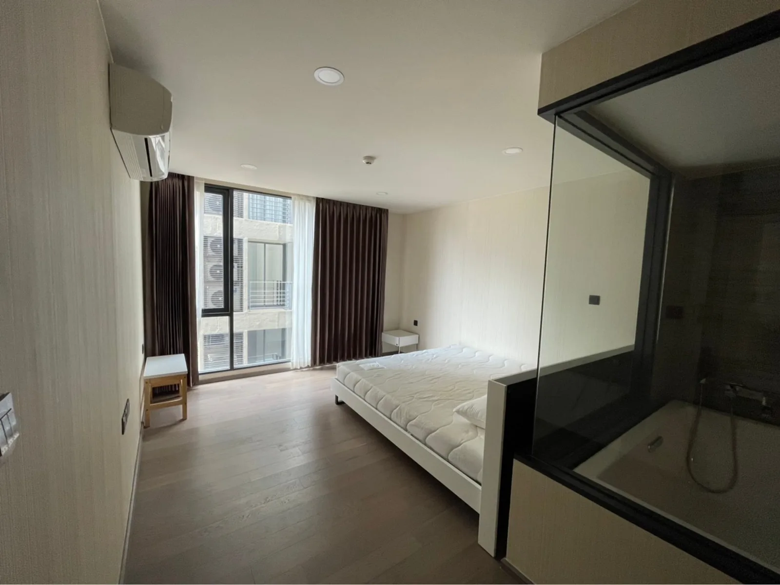 Klass Sarasin - Rajdamri — photo 6