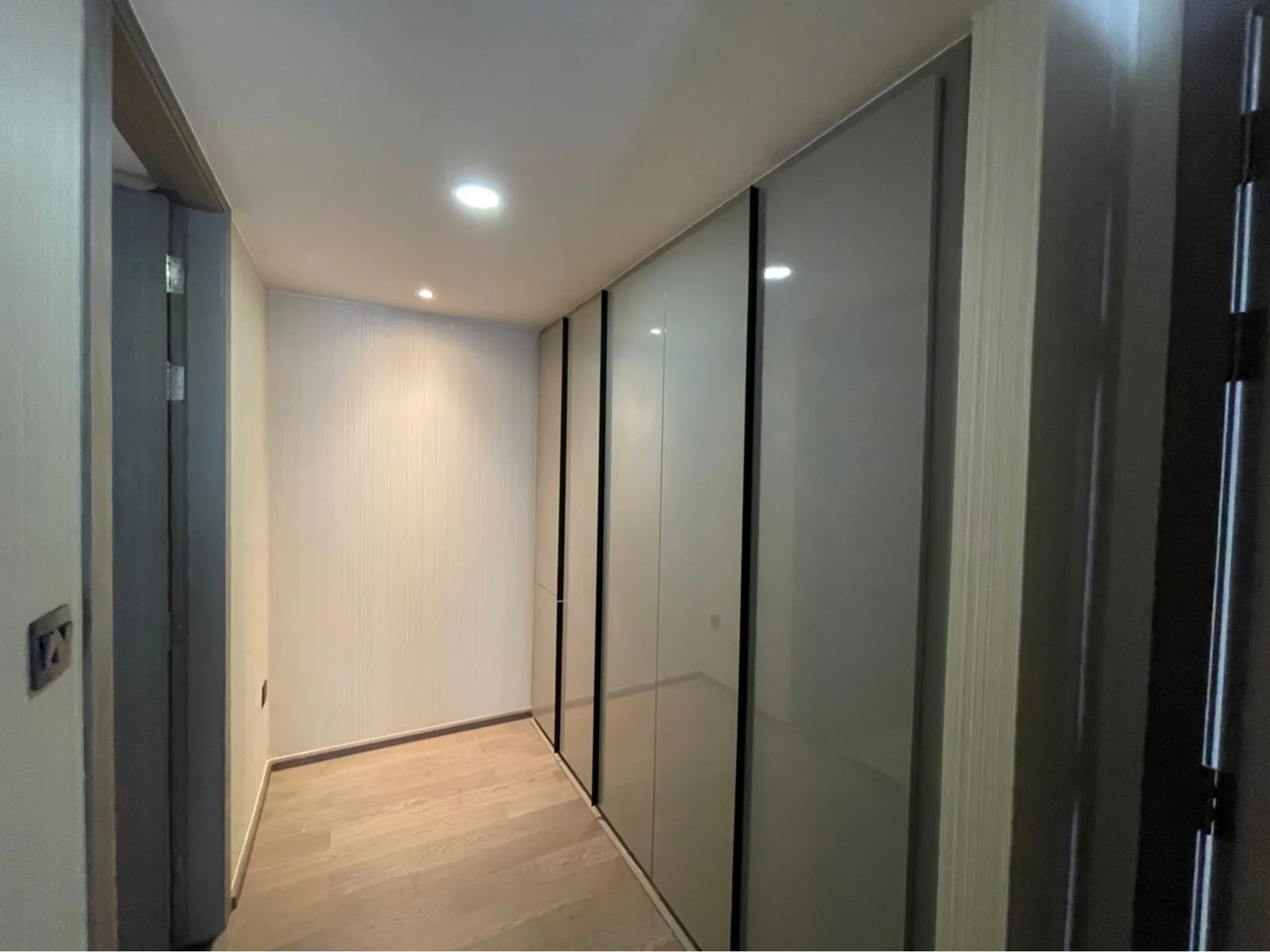 Klass Sarasin - Rajdamri — photo 7